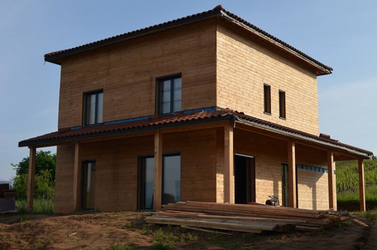 Maison en ossature bois au Bois-d'Oingt dans le Rhône